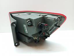 LANTERNA TRASEIRA ESQUERDA GRAND CHEROKEE 2014 A 21 (CANTO)