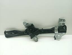 Máquina de Vidro Porta Dianteira Esquerda Tracker 14 a 2019