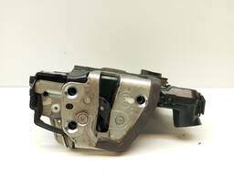 FECHADURA PORTA DE COROLLA 03/14 HILUX SW4 06/15 RAV4 07/18