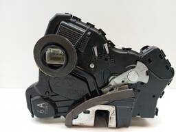 FECHADURA PORTA DE COROLLA 03/14 HILUX SW4 06/15 RAV4 07/18