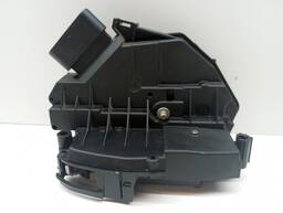 Fechadura Porta Traseira Esquerda Focus 2014 2015 16 a 2019