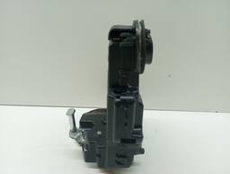 FECHADUR PORTA/TAMPA TRAS DI RAV4 07/12 COROLLA 09/14 2 PINO