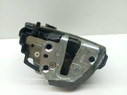 FECHADUR PORTA/TAMPA TRAS DI RAV4 07/12 COROLLA 09/14 2 PINO