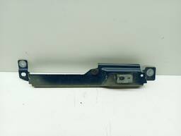 Guia Paralama Lado Esquerdo Volvo XC60 T8 2018 2019 a 2023