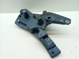 SUPORTE  LATERAL PARACHOQUE LD ESQUERDO VOLVO XC60 T8 2018/