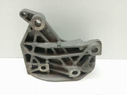 SUPORTE ALTERNADOR CLIO SANDERO LOGAN 2004 2005 A 2014