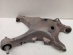 BANDEJA TRASEIRA DIREITA VOLVO XC60 T8 2018 2019 A 2023