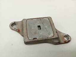 BATENTE MOLA TRASEIRA DIREITA VOLVO XC60 T8 2018 2019 A 2023