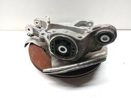 MONTANTE MANGA DE EIXO TRASEIRA DIREITA VOLVO XC60 T8 2018/