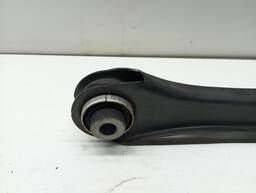 BRAÇO INFERIOR SUSPENSÃO TRASEIRA VOLVO XC60 T8 2018 A 2023 