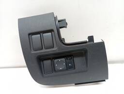 Moldura Botão Regulagem Retrovisor Nissan March Versa 2015/