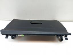 TAMPA PORTA LUVAS NISSAN MARCH VERSA 2015 2016 A 2020