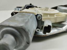 MÁQUINA DE VIDRO PORTA DIANTEIRA DIREIT ACTYON KYRON 08 A 18