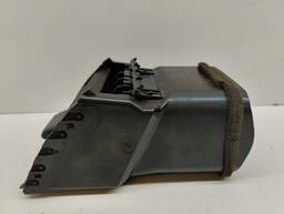 DIFUSOR AR CENTRAL ESQUERDO TOYOTA COROLLA 2009 2010 A 2014