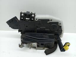 Fechadura Porta Dianteira Esquerda Infinit F35 F50 2009/2020