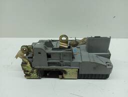 FECHADURA PORTA DIANTEIRA DIREITA CITRIEN C5 2001 2002 A 05