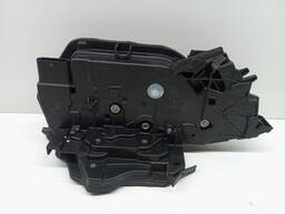 Fechadura Porta Dianteira Direita BMW 118 320i 2020 2021/