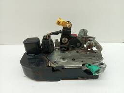 FECHADURA PORTA DIANTEIRA ESQUERDA CHRYSLER 300C 2006 2007