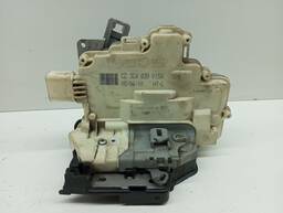 FECHADURA PORTA TRASEIRA ESQ TOUAREG 2011/ A3 E PASSAT 07/