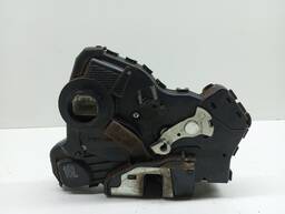 FECHADURA PORTA DE COROLLA 03/14 HILUX SW4 06/15 RAV4 07/18