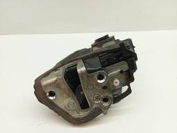 FECHADURA PORTA TRASEIRA ESQ COROLLA 09/14 RAV4 07/12 2PINOS