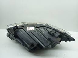 FAROL LADO DIREITO MERCEDES SPRINTER 2020 2021 2022/