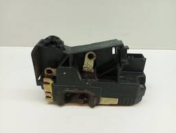 FECHADURA PORTA DIANTEIRA DIREITA ASTRA ZAFIRA 99/ 90561154