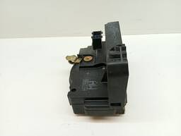 FECHADURA PORTA DIANTEIRA DIREITA ASTRA ZAFIRA 99/ 90561154