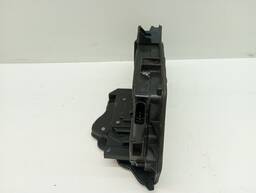 FECHADURA PORTA TRASEIRA ESQUERDA BMW 118 2020 2021/