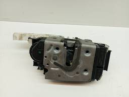 FECHADURA PORTA TRASEIRA DIREITA MERCEDES C200 2010/