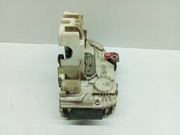 FECHADURA PORTA D.D RENEGADE FREEMONT TORO COMPASS RAMPAGE 