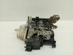 Fechadura Porta Dianteira Direita Audi A3 98 a 05 A AR
