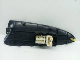 BOTÃO VIDRO ELÉTRICO DIANTEIRO DIREITO RAV 4 2009 2010 2011/