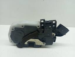 FECHADURA PORTA TRASEIRA ESQUERDA INFINIT F35 F50 2009/2013