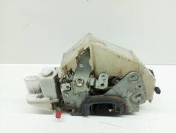 FECHADURA PORTA TRASEIRA DIREITA CROSSFOX 2009 2010 A 2014