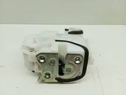 FECHADURA PORTA TRASEIRA DIREITA OUTLANDER 2014/ ASX 2011/22