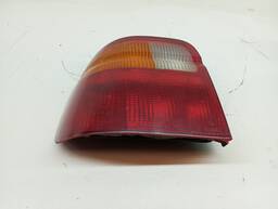 LANTERNA TRASEIRA DIREITA LOGUS