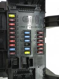 CAIXA DE FUSIVEL BCM FIAT GRAND SIENA 2015 52049312 LD4