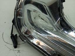FAROL MILHA DIREITO CHEVROLET ONIX 2023 DETALHE