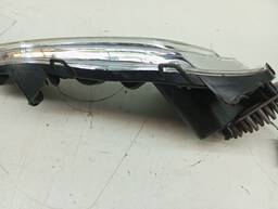 FAROL MILHA ESQUERDO CHEVROLET ONIX 2023 DETALHE