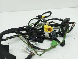 CHICOTE PORTA DIANT ESQUERDA MERCEDES C180 C200