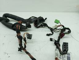 CHICOTE PORTA TRAS DIREITA MERCEDES C180 2012