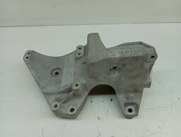 Suporte Compressor Alternador Vectra Astra 97 a 03