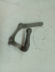 SUPORTE ESCAPE MERCEDES C180 C200 2014