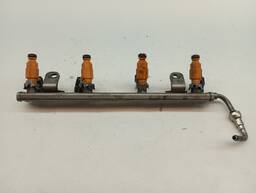 FLAUTA BICO INJETOR NISSAN TIIDA LIVINA 1.8 2010 A 2014