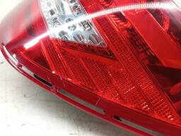 LANTERNA TRASEIRA DIREITA MERCEDES C180 C200 2012 A 2014