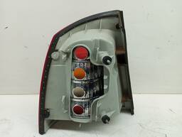 LANTERNA TRASEIRA DIREITA ASTRA HATCH 1999 A 2002 PARALELA