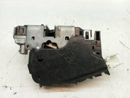 FECHADURA TRAS DIR MERCEDES C180 2012 2013 A 2015