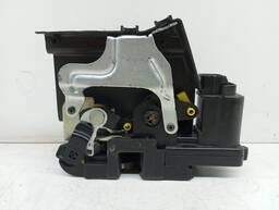 FECHADURA PORTA TRSEIRA DIREITA SSANGYONG ACTYON KYRON 08/