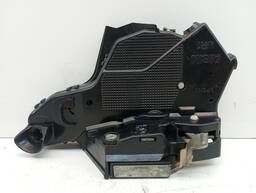 FECHADURA PORTA TRASEIRA DIR COROLLA 03 A 08 HILUX SW4 06/15